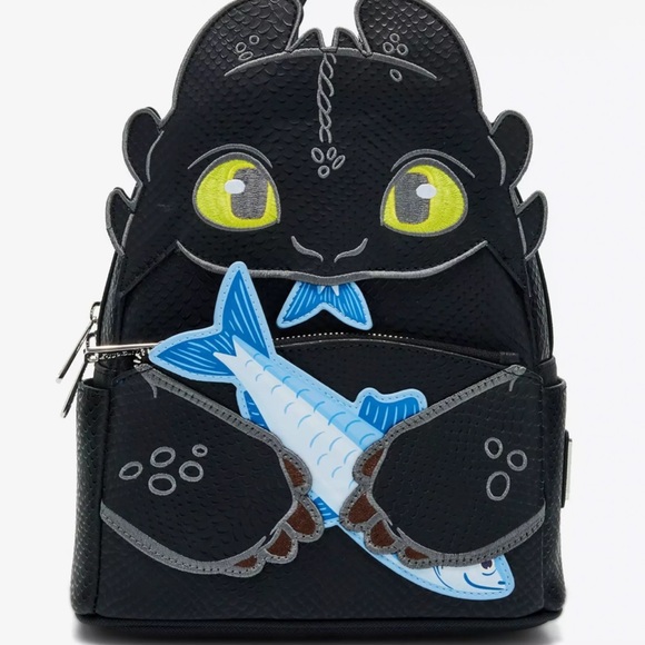 Loungefly DreamWorks How to Train Your Dragon Toothless & Fish Figural Mini - Picture 1 of 8